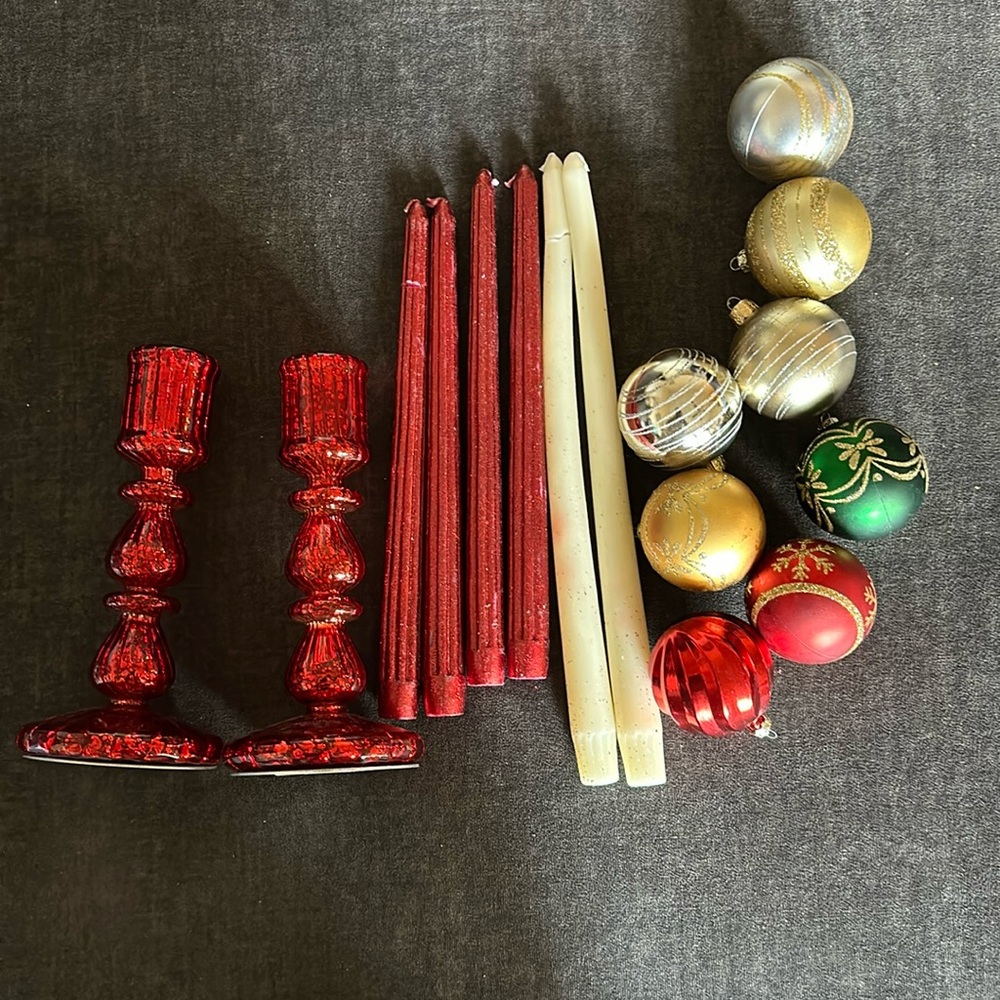 Christmas Candle Holders with Tapestry Candles and ornaments